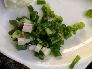 猪肉蛋饼的做法步骤：2