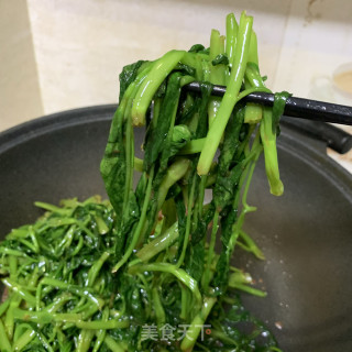 南乳炒空心菜的做法步骤：6
