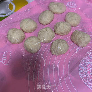 椰蓉面包的做法步骤：9