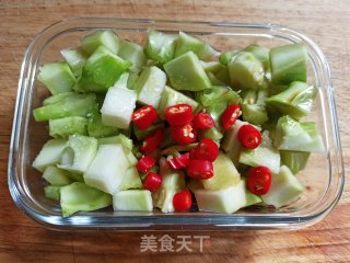 脆腌西兰花梗的做法步骤：9