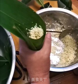 碱水粽的做法步骤：11