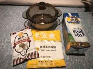 鲜奶小方的做法步骤：1