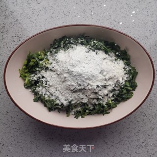 菠菜团子的做法步骤：3