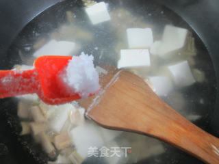 羊尾笋豆腐汤的做法步骤：5