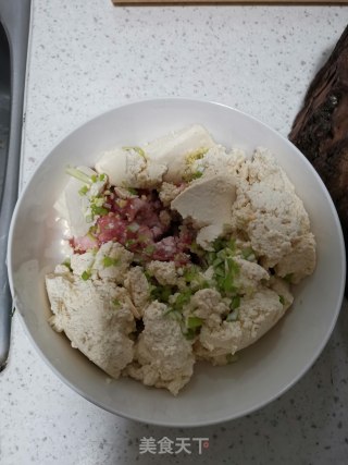 冬笋豆腐丸子的做法步骤：2