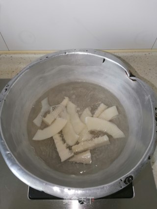 冬笋豆腐丸子的做法步骤：8