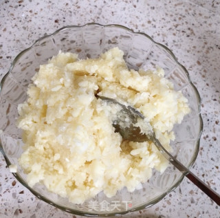 蒜泥龙虾的做法步骤：1
