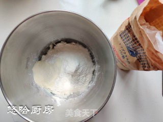 日式松软小面包的做法步骤：2