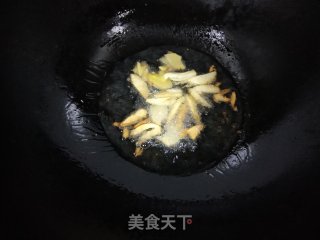 鸭腿洋葱炖土豆的做法步骤：6