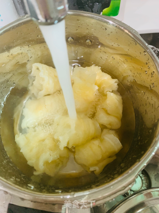鱼胶鸡汤火锅的做法步骤：2