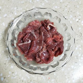 牛肉蔬菜拼饭的做法步骤：3