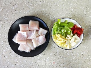 红烧鱼块的做法步骤：2