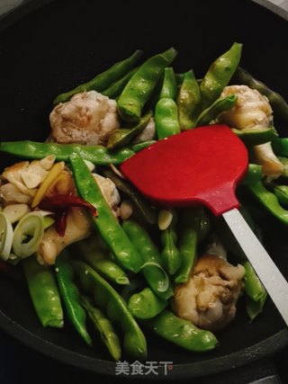 豆角炖鸡翅根的做法步骤：6