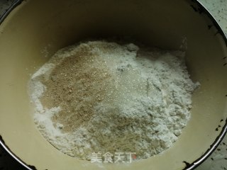 荔枝发面饼的做法步骤：4