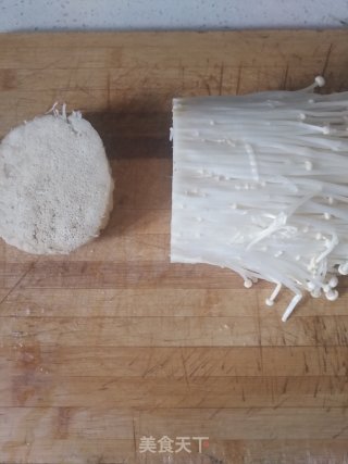 培根金针菇卷的做法步骤：2