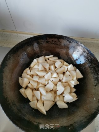 油焖茭白的做法步骤：4