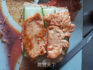 奥尔良鸡胸肉三明治的做法步骤：12