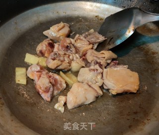 魔芋焖鸡的做法步骤：4