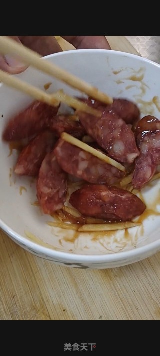 煲仔饭的做法步骤：4