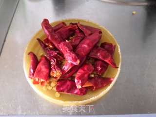 辣炒嫩笋干的做法步骤：5