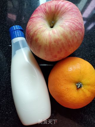 水果沙拉的做法步骤：1