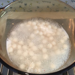 酒酿樱桃糖水圆子的做法步骤：2