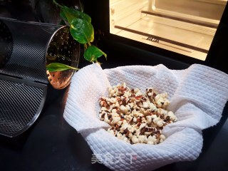 焦糖爆米花的做法步骤：11