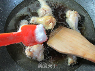 梅豆炖鸡翅根的做法步骤：7