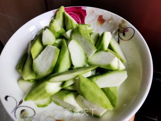 丝瓜炒鸡蛋的做法步骤：3