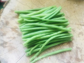 麻酱拌豇豆的做法步骤：2