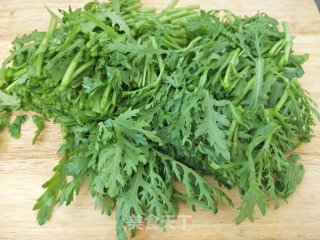 “ 蒸菜 ”粉蒸茼蒿的做法步骤：3