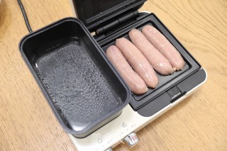 脆皮肠吐司虾皮汤早餐的做法步骤：4