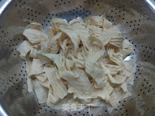 不放一滴水的番茄鱼的做法步骤：5