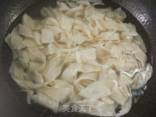 不放一滴水的番茄鱼的做法步骤：7