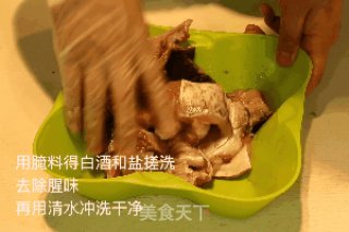 生啫鱼头的做法步骤：2