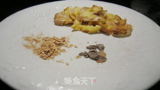 生姜鸡腿汤的做法步骤：2