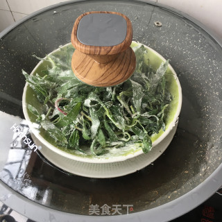 “蒸菜”蒸孔雀松的做法步骤：5