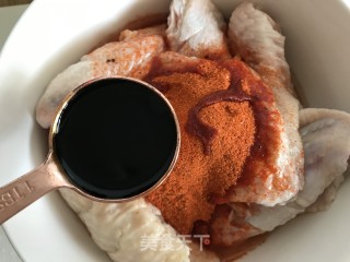 不加一滴油的蜜汁烤鸡翅的做法步骤：5
