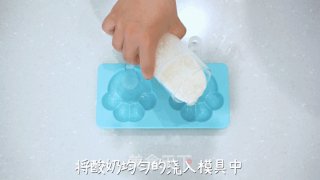樱花酸奶棒的做法步骤：1