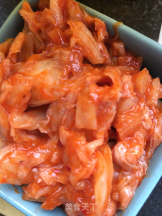 “蒸菜”辣白菜蒸鸡腿的做法步骤：9