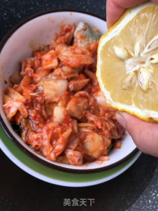 “蒸菜”辣白菜蒸鸡腿的做法步骤：13