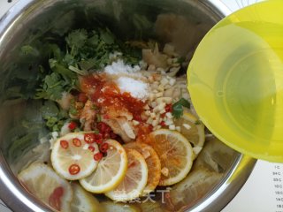 夏天必做美食——红油无骨凤爪的做法步骤：10