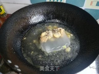 上汤皮蛋菠菜的做法步骤：8