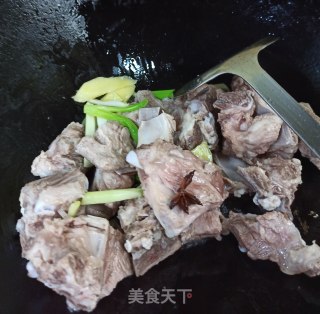 豆角炖排骨的做法步骤：4