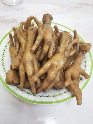 简单家常老人小孩都能吃的卤菜卤鸡爪卤鸭爪卤鸭胗的做法步骤：7