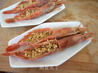 蒜蓉粉丝蒸红虾的做法步骤：10