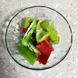 红烧鸭肉的做法步骤：2