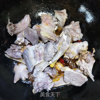 红烧鸭肉的做法步骤：8