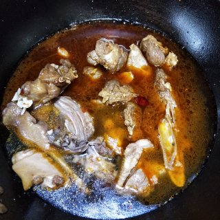 红烧鸭肉的做法步骤：10