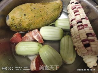 芒果玉米小瓜沙拉的做法步骤：2